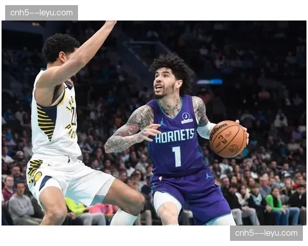 卡莱尔大规模轮换应对背靠背 步行者短名单阵容被迫调整攻防体系 卡莱尔大规模轮换应对背靠背 步行者短名单阵容被迫调整攻防体系