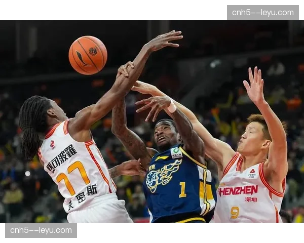 深圳马可波罗八连胜期间 进攻端三分命中率联盟榜首 深圳马可波罗八连胜期间 进攻端三分命中率联盟榜首